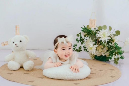 山南四个月的孕妇肚子疼